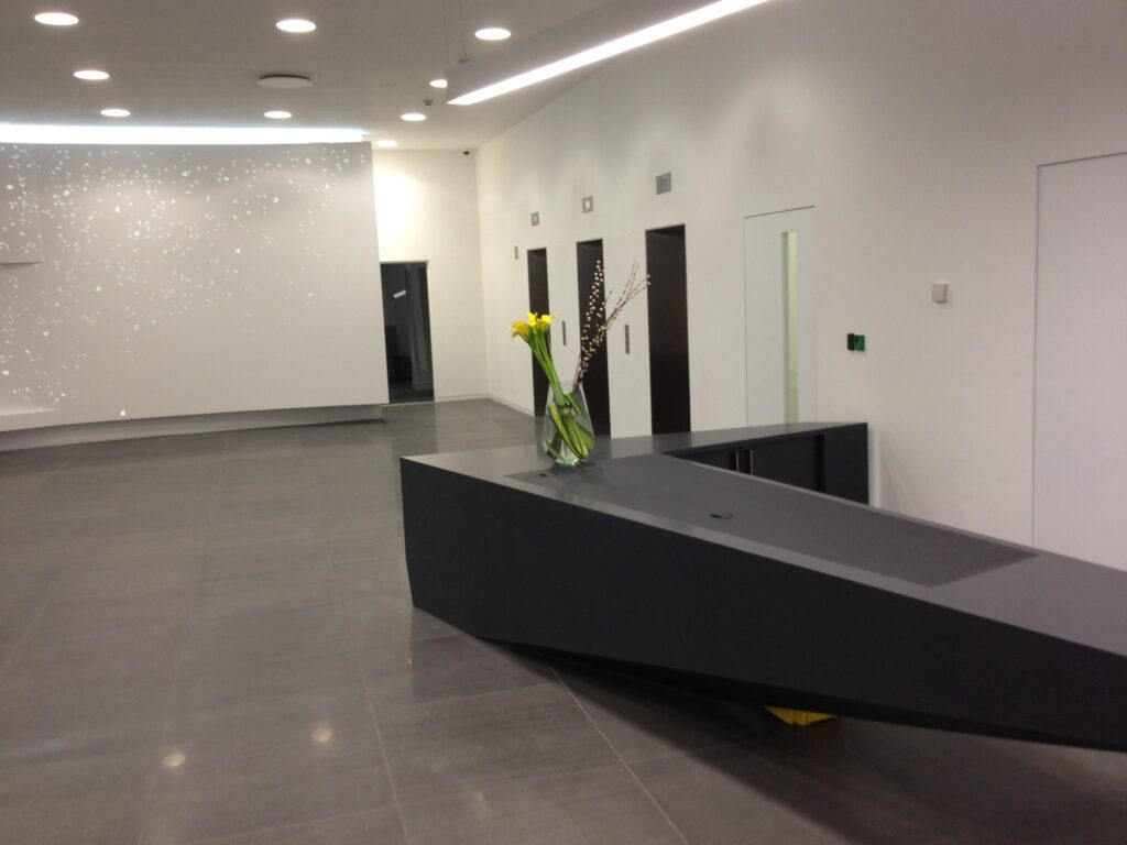 17 St Swithin's Lane, completed interior