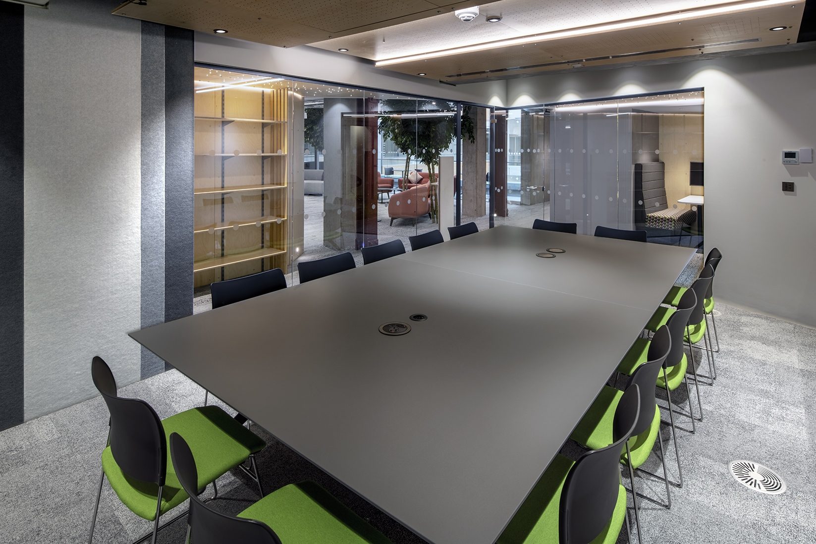 MTVH, Hatton Garden, interior photograph